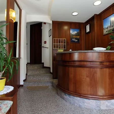 Cecchin Otel 3*