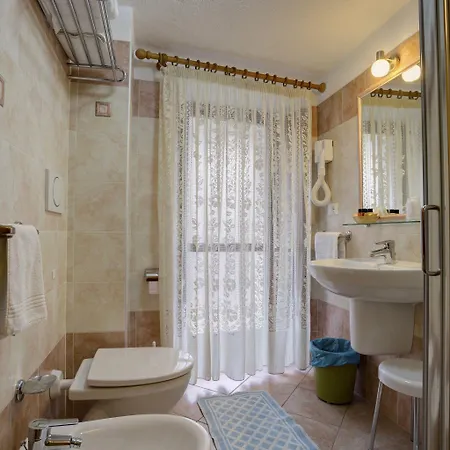 Otel Cecchin 3*