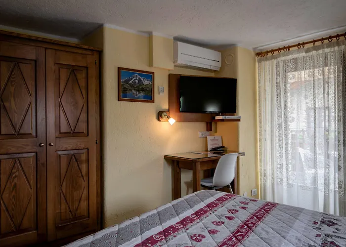 Hotel Cecchin Aosta